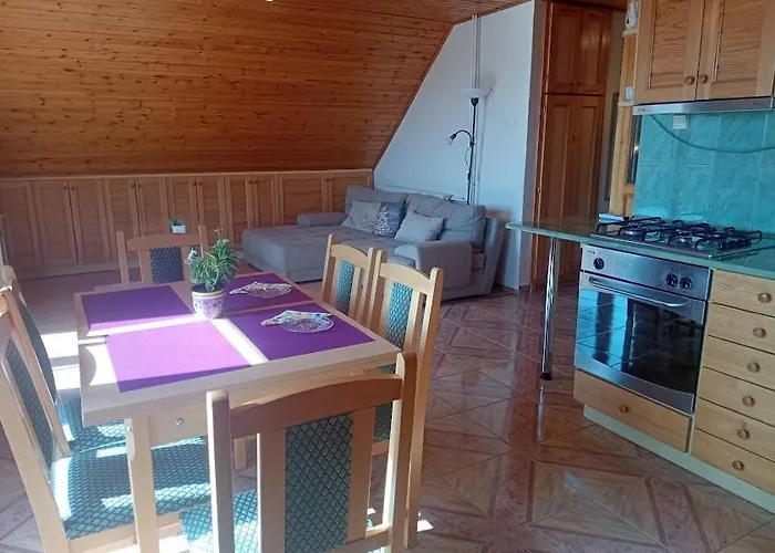 Ferienhaus Julia *